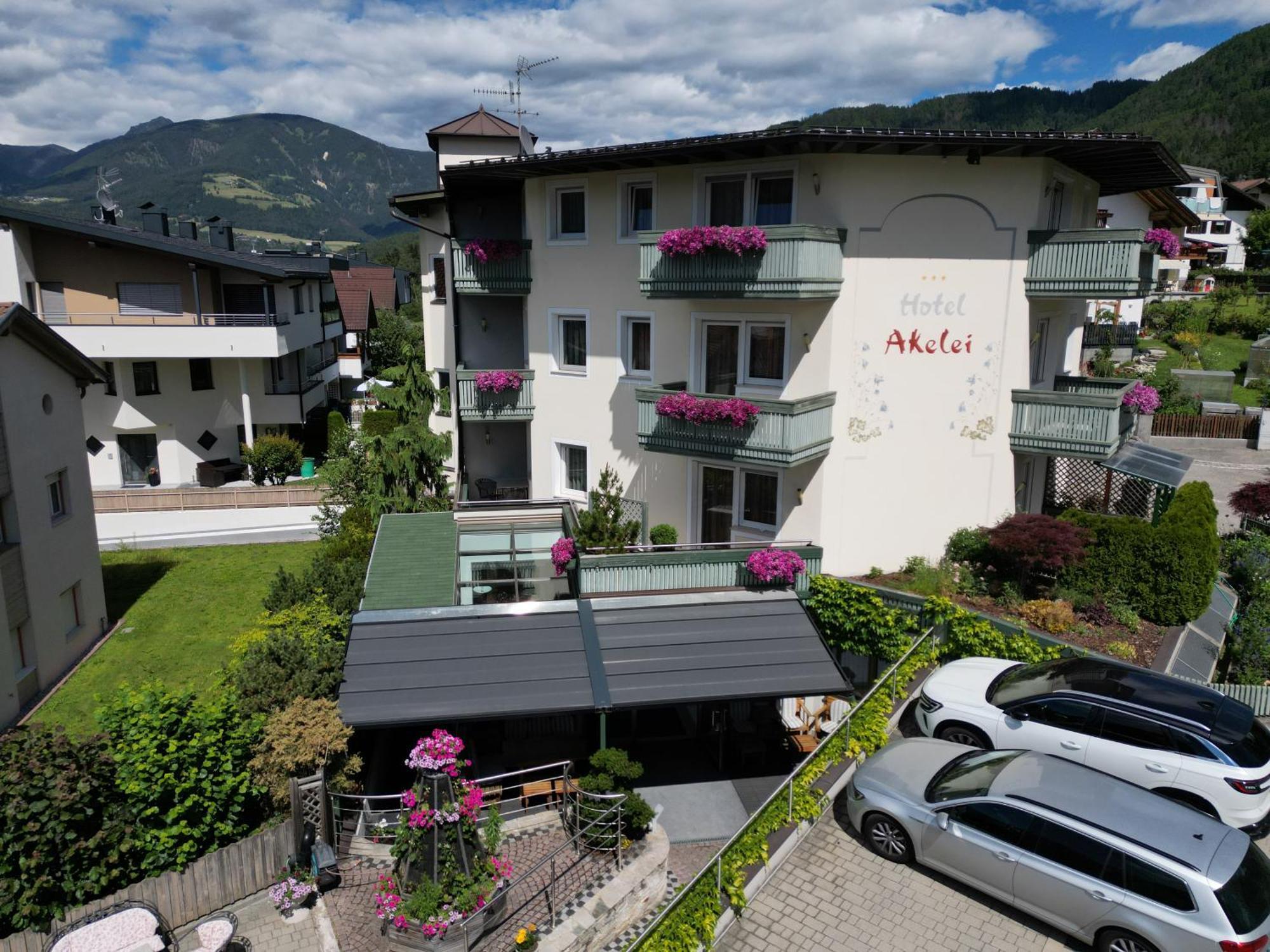 Hotel Akelei Брунико Экстерьер фото