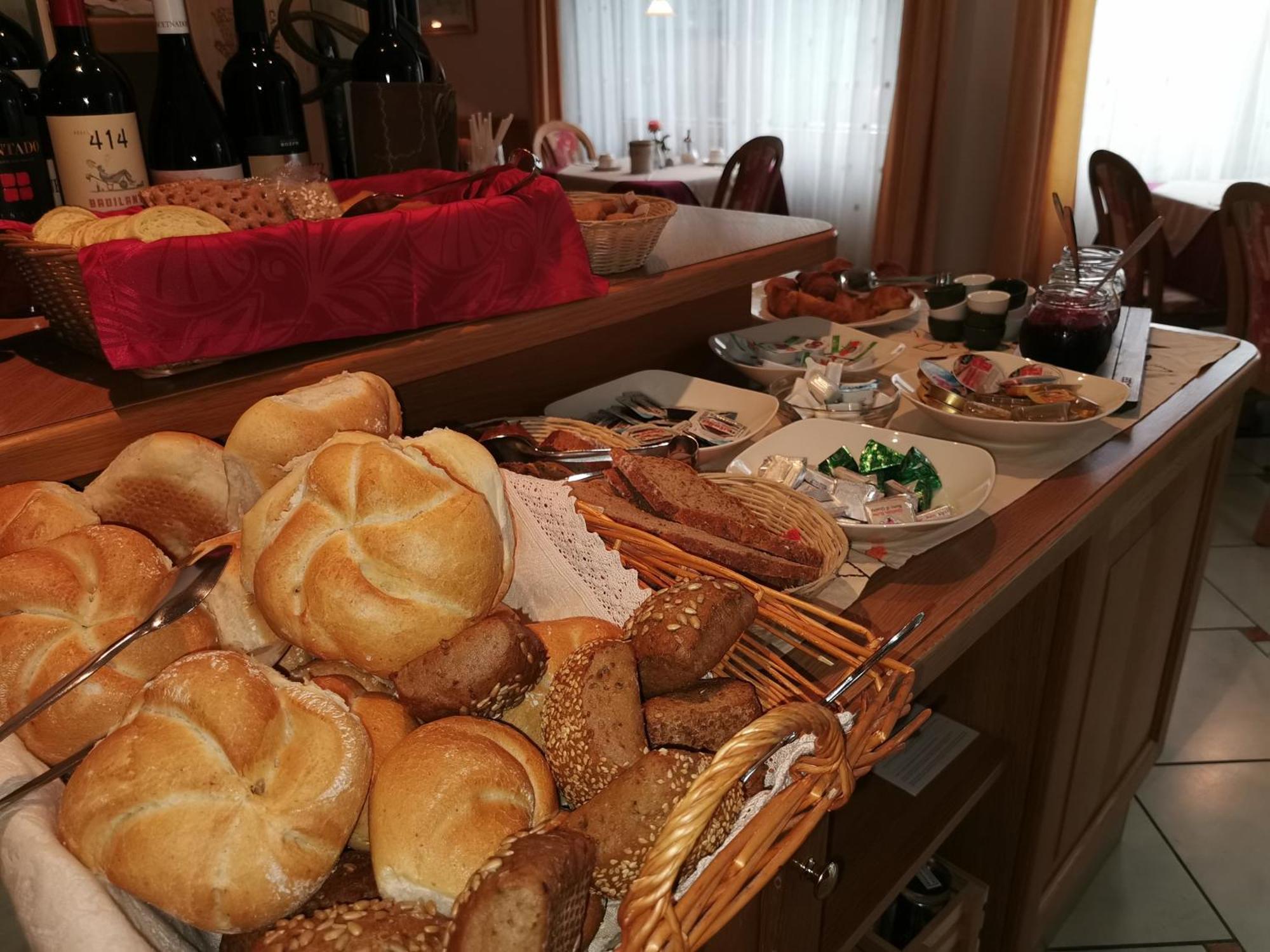 Hotel Akelei Брунико Экстерьер фото